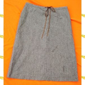 ✨Slimming and Modest✨Banana Republic Wool A-line Skirt Tan Beige Brown 10